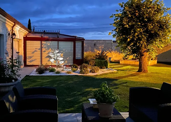 Bed & Breakfast Domaine Du Clos Pallacien